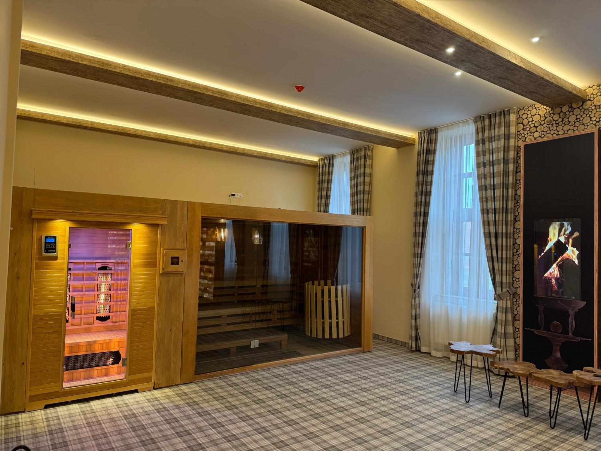 Pannonia 1893 Premium Hotel Sopron Buitenkant foto